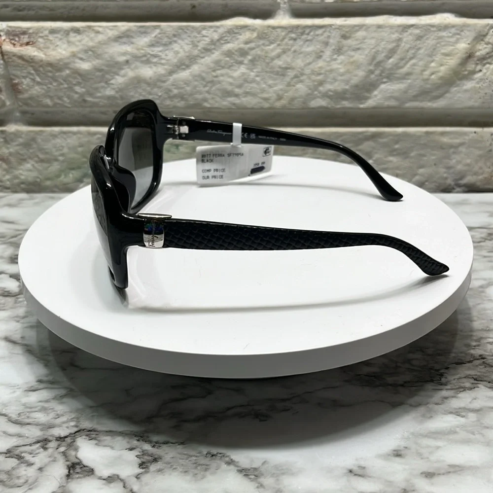SOLD! SALVATORE FERRAGOMO BLACK SUNGLASSES NWT - Picture 9 of 16